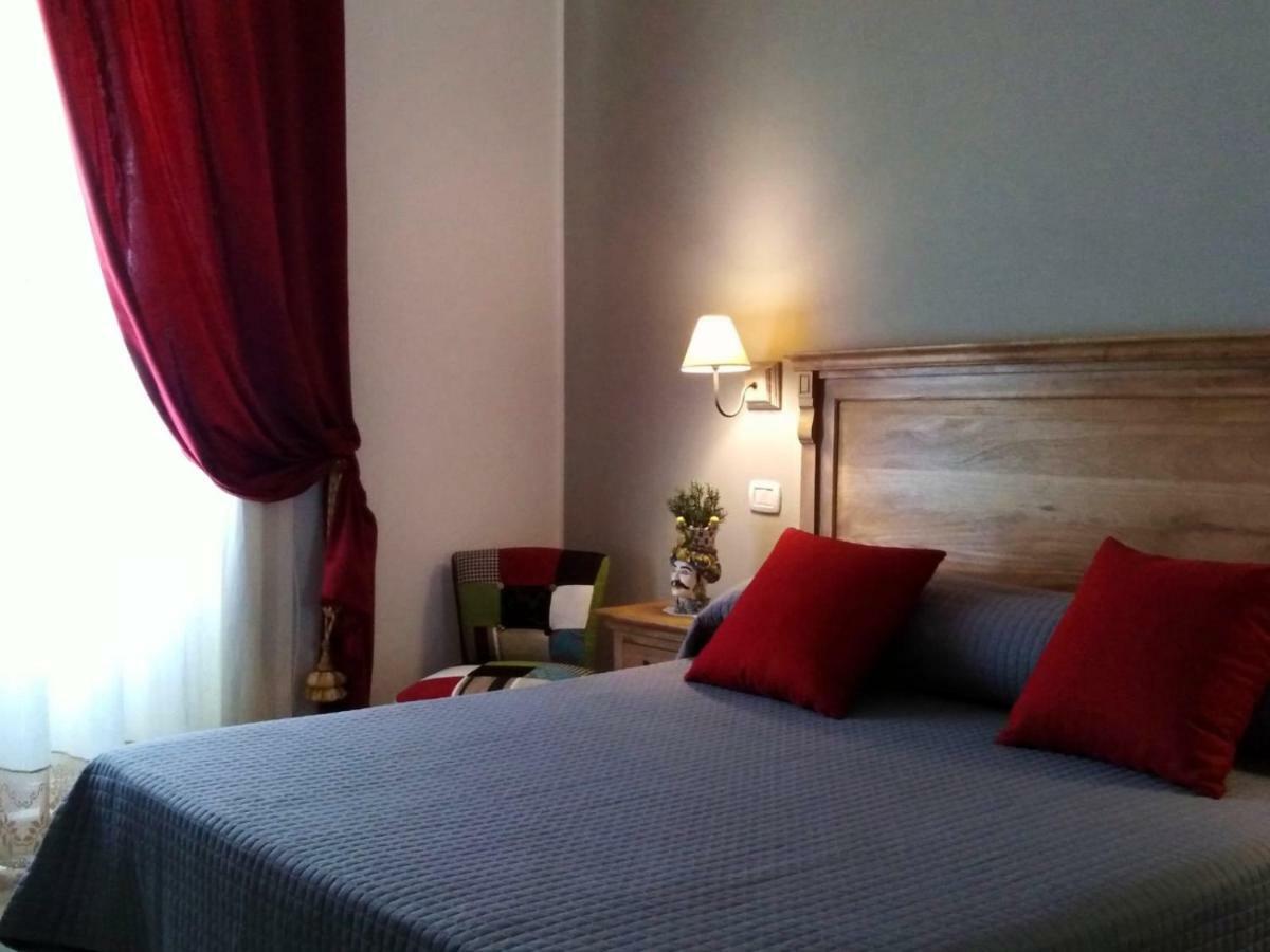 시라쿠사 Residenza Ponente B&B 외부 사진